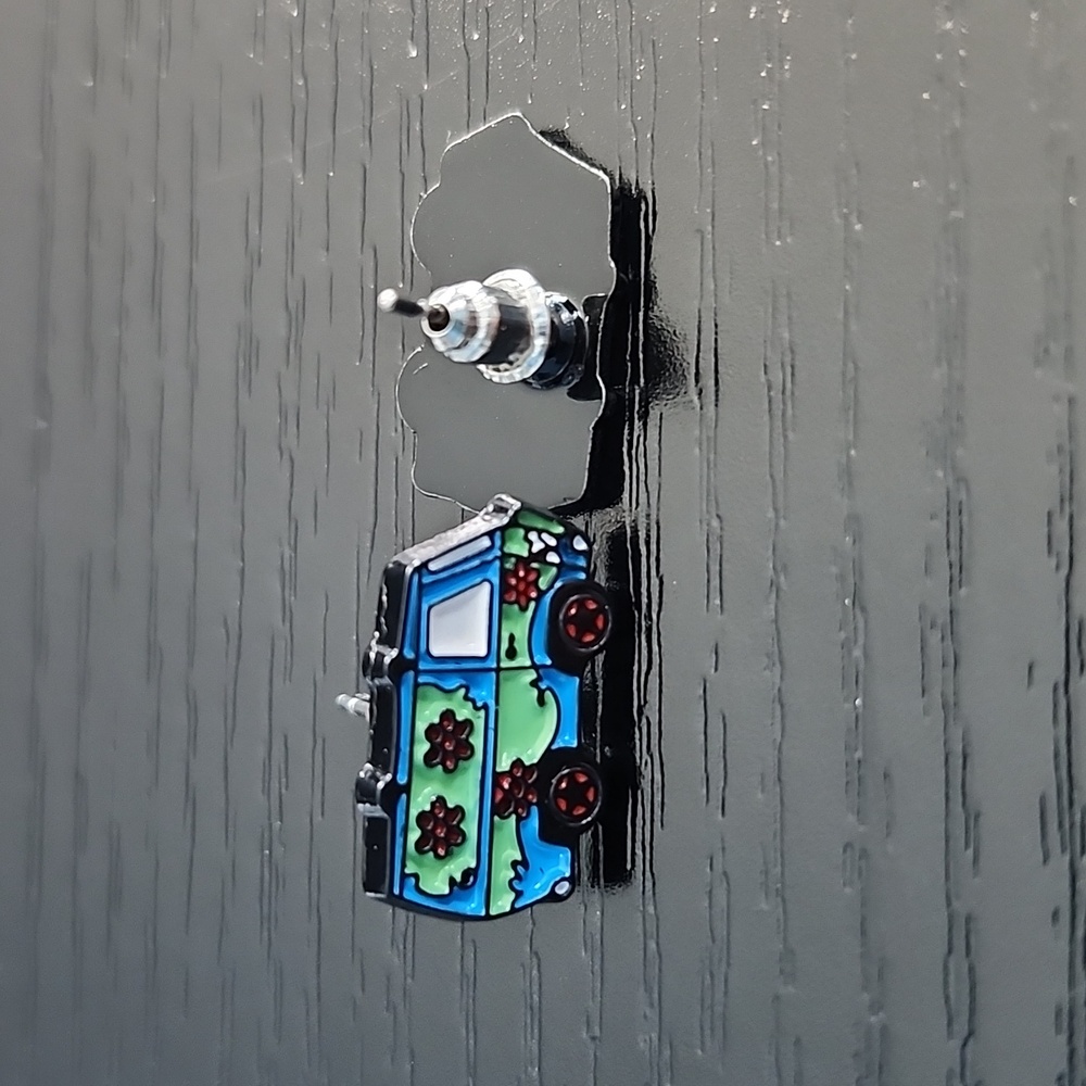 Scooby Doo Mystery Van Inspired Earrings - Picture 3 of 4